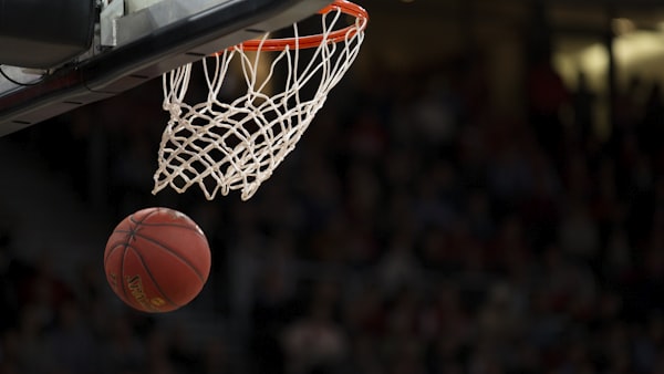 NBA比赛精彩扣篮与盖帽集锦视频封面