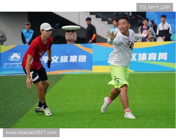 北京飞盘队在攀岩联赛中的速度表现分析与点评