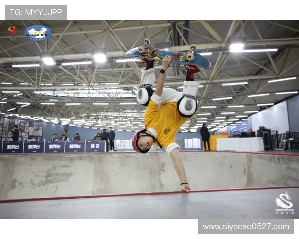 南京滑板队在世界攀岩锦标赛中以85分稳居积分榜首位